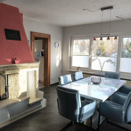 بيت للعطل Leuchtturmhus *